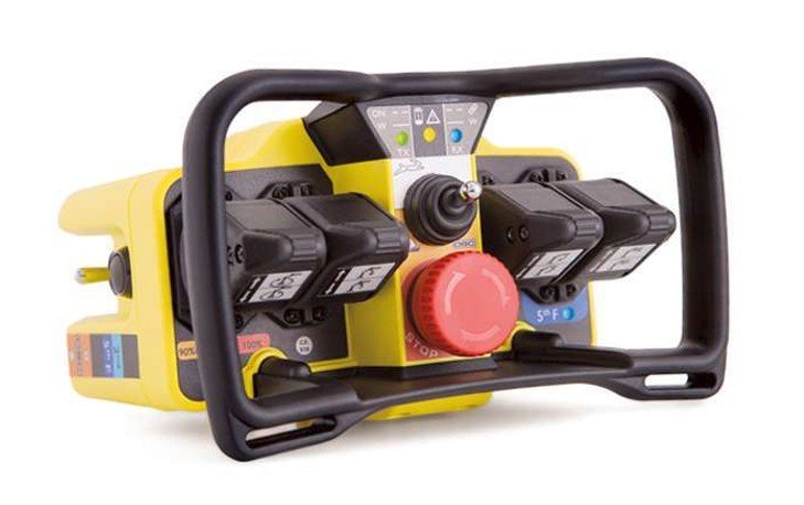 Hightech-Fernbedienung mit Joystick-Steuerung